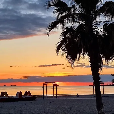 Διαμέρισμα Near The Sea *