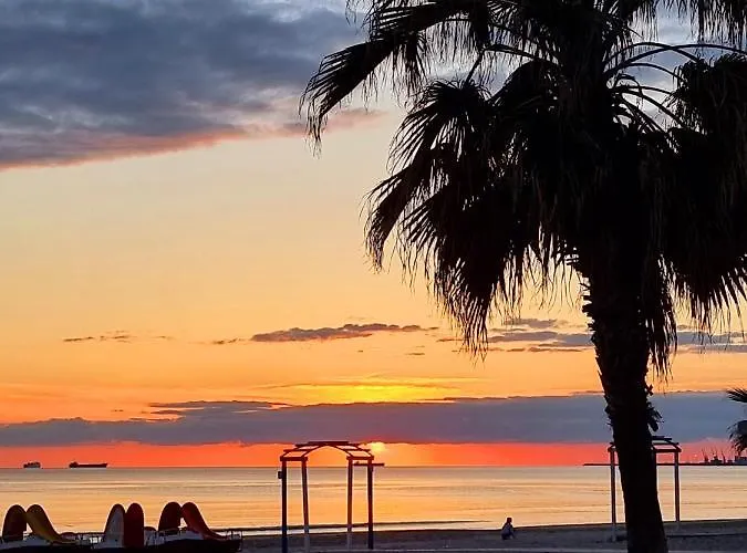 Apartment Near The Sea *